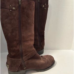 Ugg brown size 8 women’s suede fleece lined boots